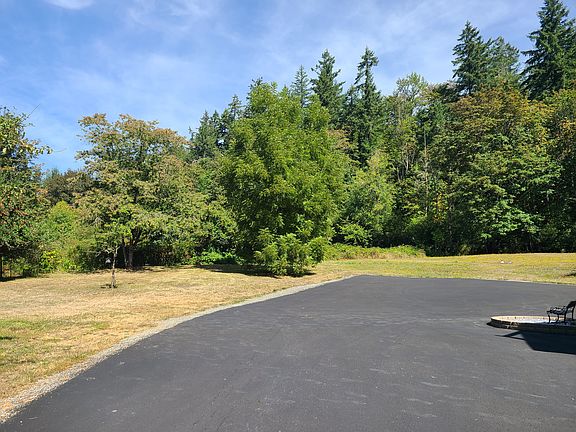 5th image of 19858 Maxwell Rd SE