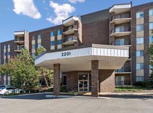 2201 S Grace St APT 507, Lombard, IL 60148