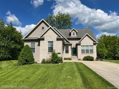 4440 Colby Ct, Burton, MI, 48519