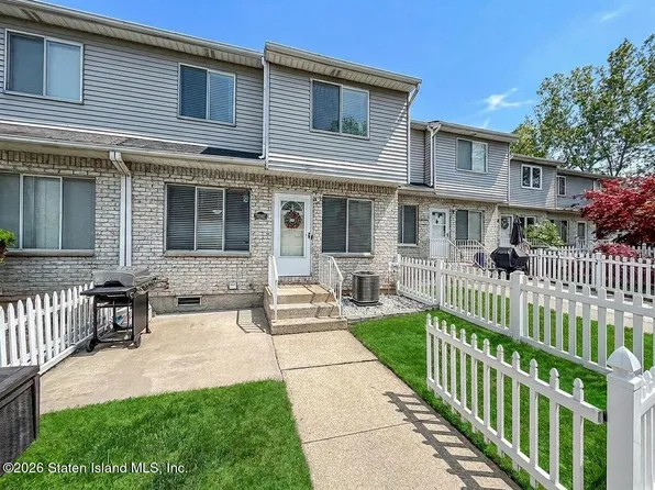 1032C Rathbun Ave, Staten Island, NY 10309