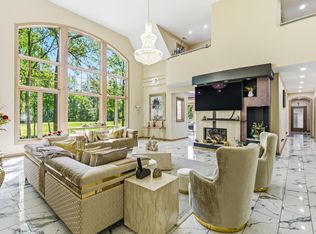 8432 Tartan Fields Dr, Dublin, OH 43017