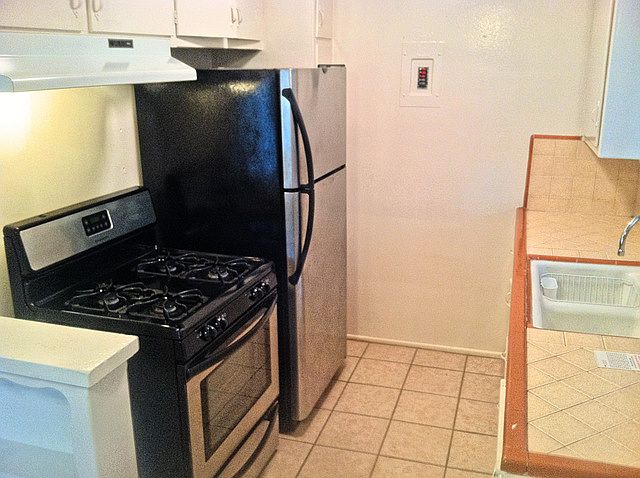 1st image of 1948 Cheremoya Ave APT 15