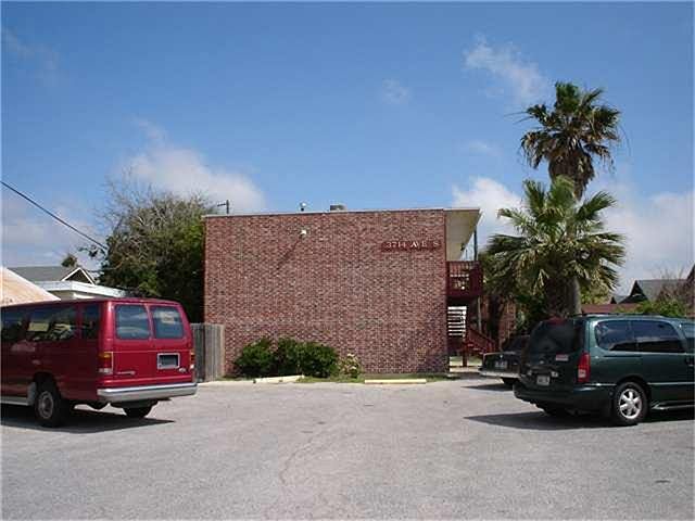 1st image of 3714 Avenue S APT 3