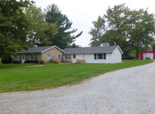 22111 Riley Rd, Lakeville, IN 46536