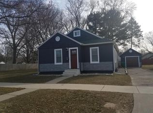 815 Maple St, Three Rivers, MI 49093