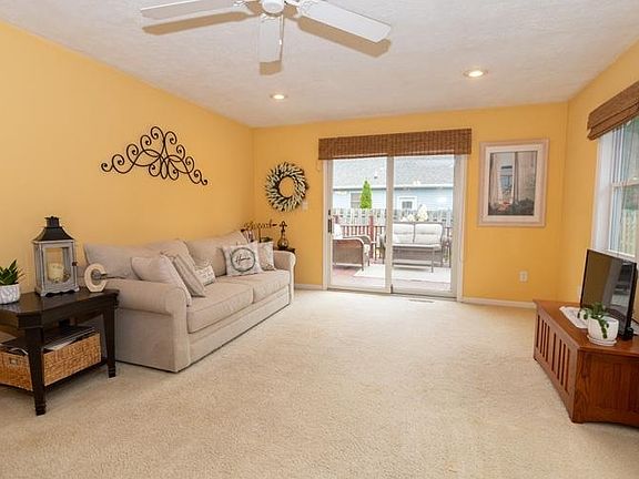 4th image of 8 Cambridge Ct