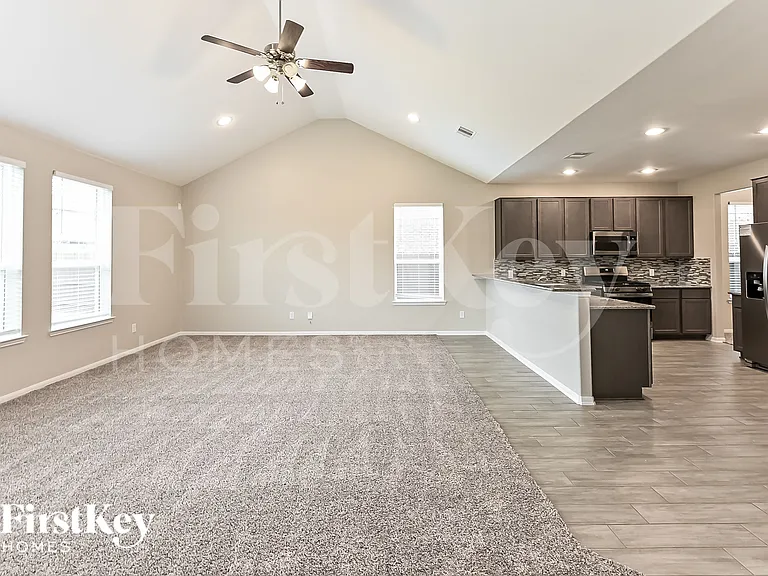 15319 Kinord Run Dr — Photo 3