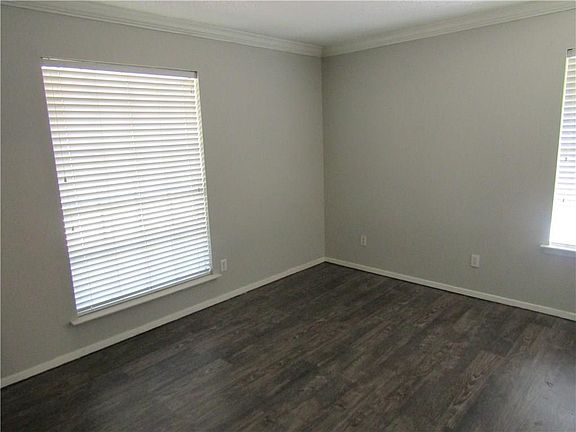 5th image of 2847 Harvest Hill Dr