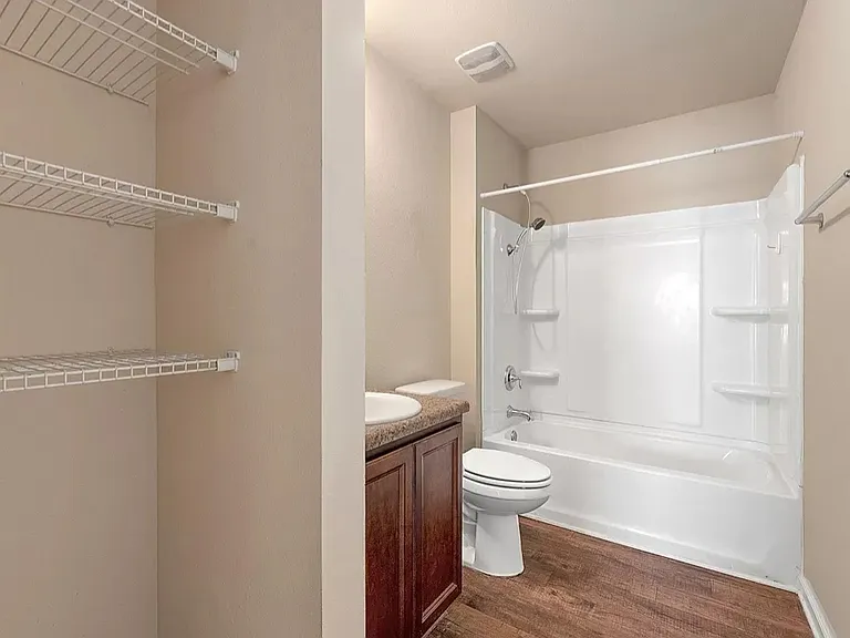 967 Summerton Dr — Photo 15