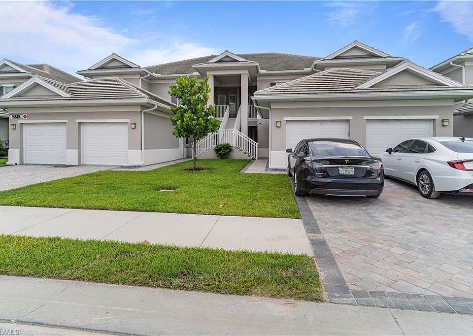1st image of 232 Indies DR E #102