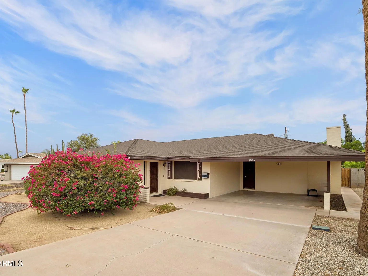 4 bed, 2.5 bath, 2750 sqft, $2,750 — Photo 2