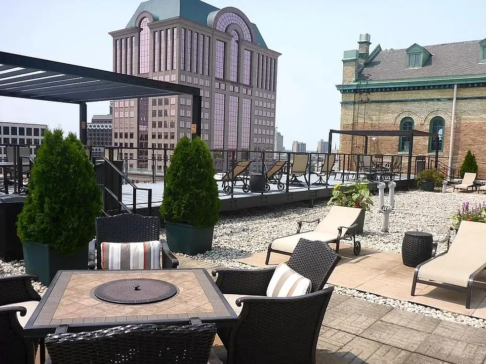 Rooftop Terrace & Courtyard