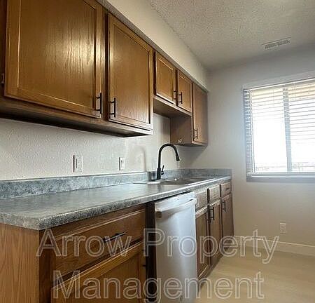 3rd image of 515 W Saunders Ave Unit 23