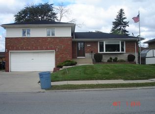 1530 N 5th Ave, Melrose Park, IL