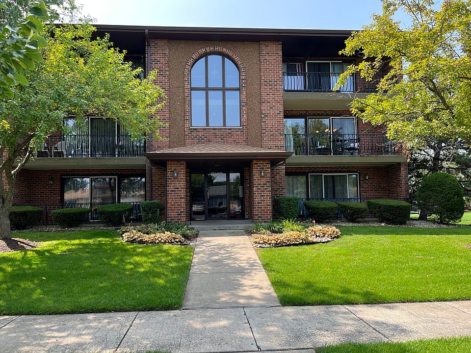 1st image of 7427 Tiffany Dr APT 2A