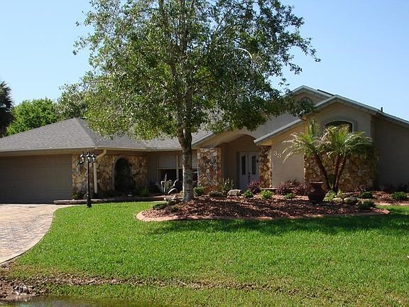Wonderful curb appeal