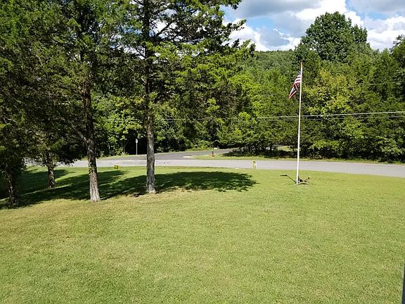 5th image of 522 Tanglewood Dr