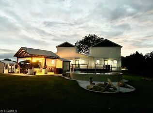 106 Grants Home Trl, Ararat, NC 27007