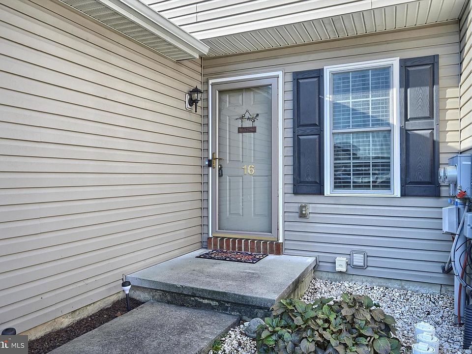 2nd image of 16 Williamsburg Dr #L-0046