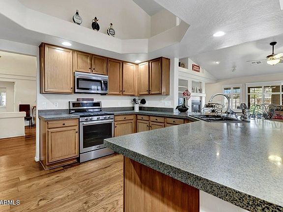 5th image of 27601 N 47th St