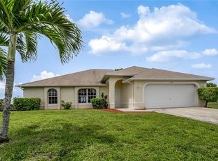 427 NW 4th Ter, Cape Coral, FL 33993