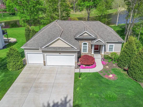 50830 Summit Ridge Trl, South Bend, IN 46628