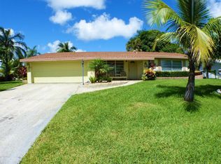 243 SW 13th Ave, Boynton Beach, FL 33435