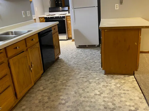 376 W Sanborn St #3, Winona, MN 55987