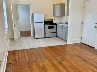 608 SE Tacoma St #6, Portland, OR 97202