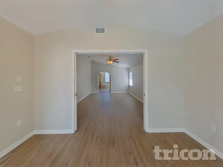 1559 McAuliffe Ln — Photo 21