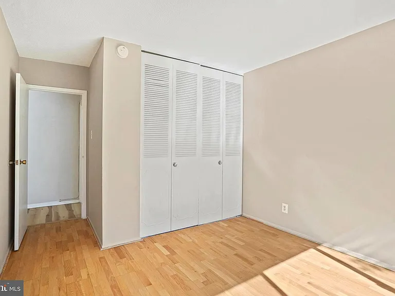 11801 Rockville Pike #207 — Photo 28