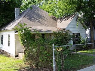 1332 NW Beaumont Ave, Knoxville, TN 37921