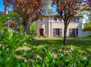 1570 University Ave, Palo Alto, CA 94301