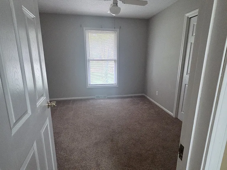4801 Westport Dr — Photo 13