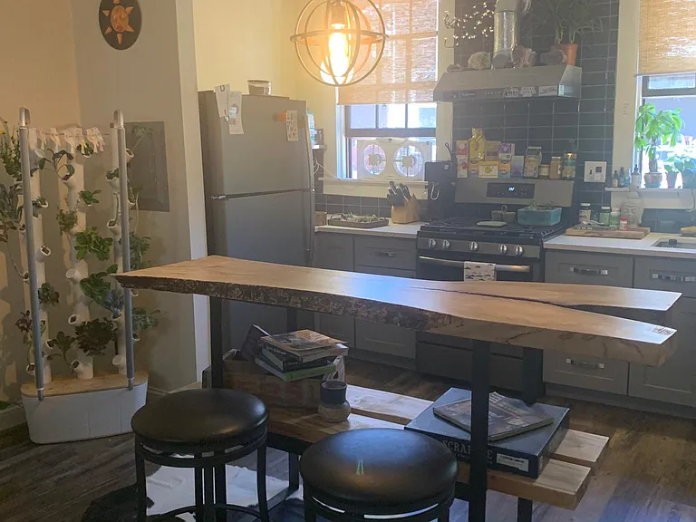 8 Grand Ave #3 — Photo 2