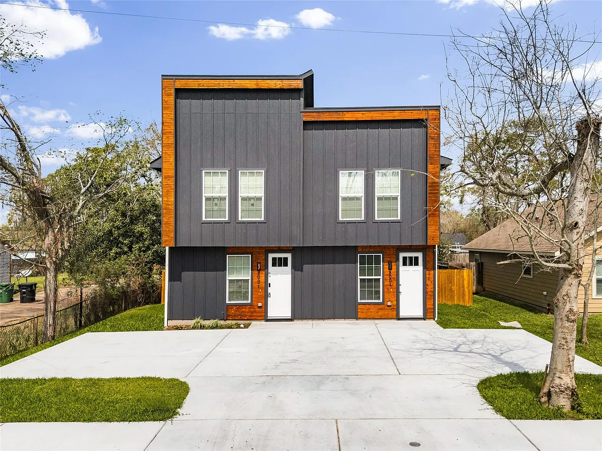 Building Photo - 8001 Talton St #B