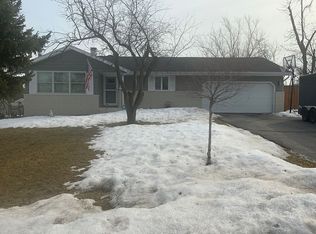 419 Hilltop Trl W, Fort Atkinson, WI 53538