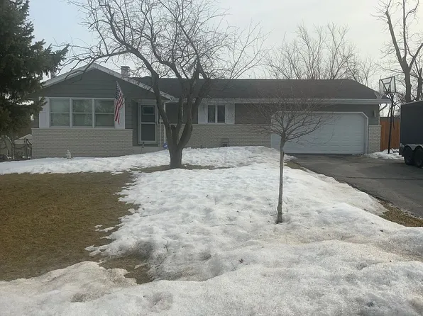 419 Hilltop Trl W, Fort Atkinson, WI 53538