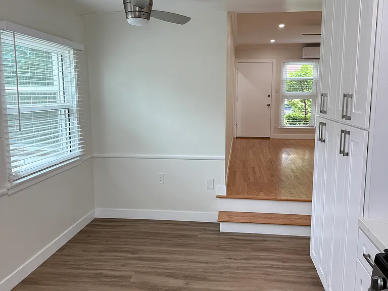 Breakfast nook