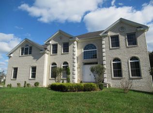 19 Cedar Knoll Rd, Jackson, NJ 08527