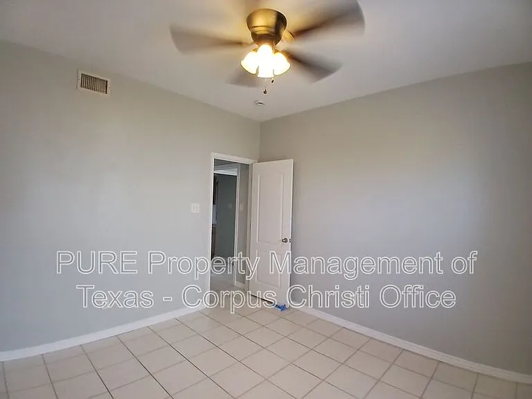 14006 Fortuna Bay Dr #A — Photo 19
