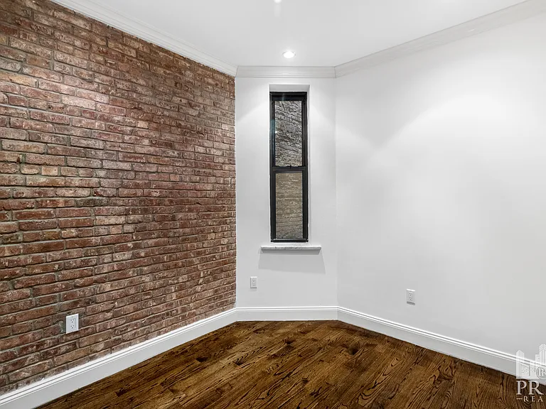 506 E 84th St #2R — Photo 8