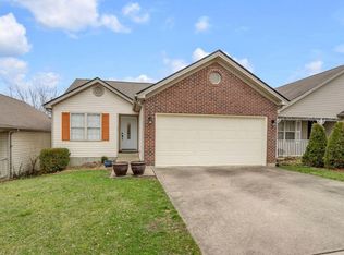 692 Graftons Mill Ln, Lexington, KY 40509