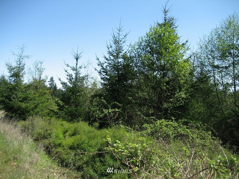 2nd image of 2 Savannah Oak Lane