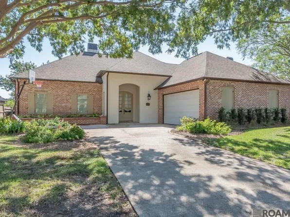 313 Grand Lakes Dr, Baton Rouge, LA 70810