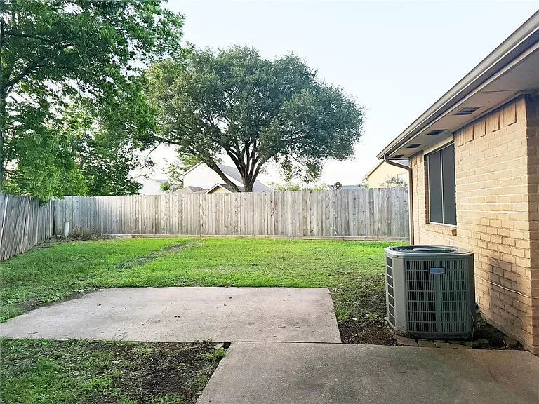 4923 Kentwalk Dr — Photo 28