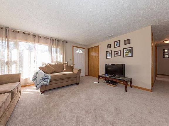 2nd image of 1853 Westwood Dr