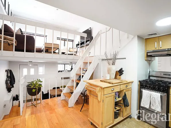 215 E 24th St APT 110, New York, NY 10010