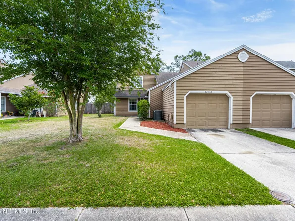 12751 ASHBROOK Circle E, Jacksonville, FL 32225