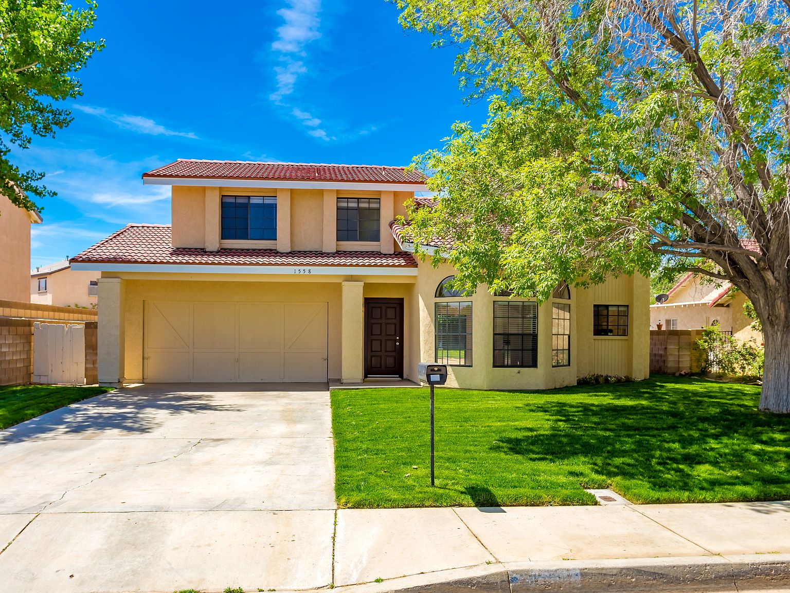 1558 E Avenue J2, Lancaster, CA 93535 | Zillow